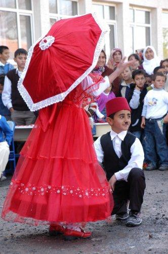 23 Nisan Coşkuyla Kutlanıyor