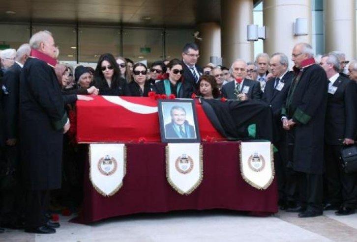 Özdemir Özkök için ilk tören Barolar Birliği'nde - Resim 1