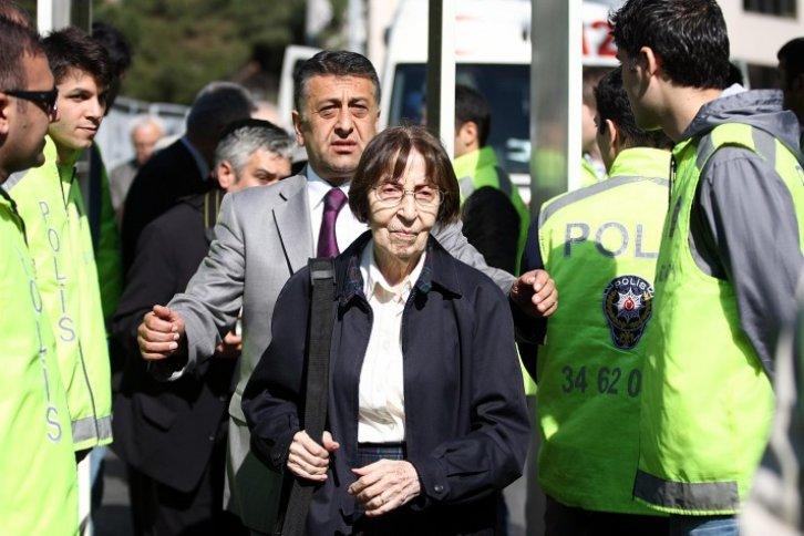  Taksim'de 1 Mayıs coşkusu - Resim 12