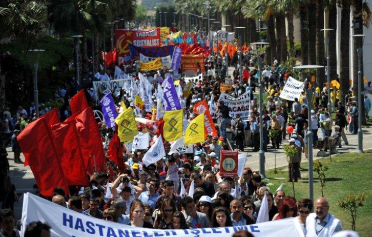  Taksim'de 1 Mayıs coşkusu - Resim 34