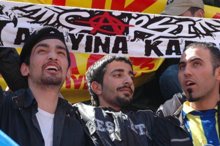 Coşkulu 1 Mayıs'tan enteresan kareler - Resim 31