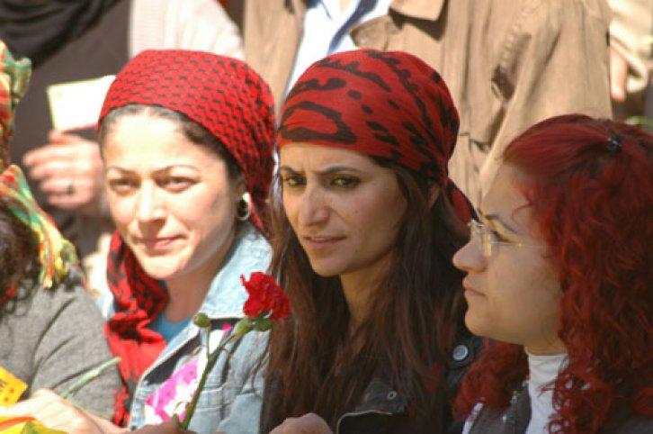 Coşkulu 1 Mayıs'tan enteresan kareler - Resim 4