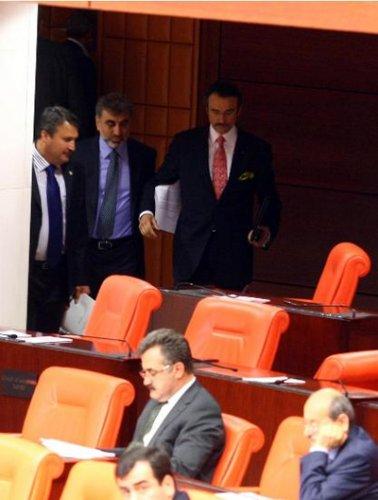 AKP'li vekiller yumruk yumruğa geldi - Resim 1