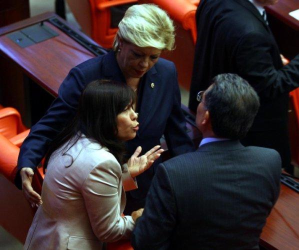 Meclis'te Atatürk kavgası 