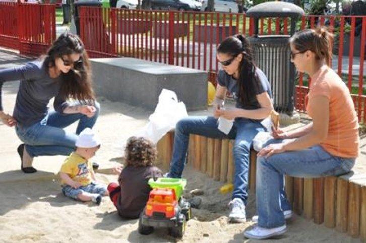 Selin Toktay çocuklarıyla 