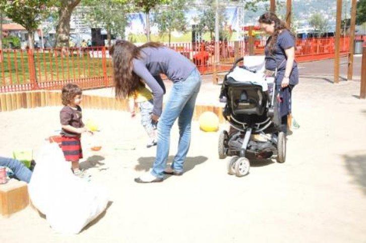 Selin Toktay çocuklarıyla 