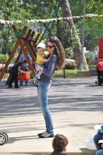 Selin Toktay çocuklarıyla 