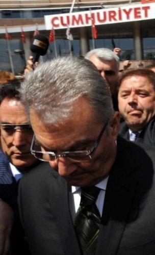 Baykal'ın istifasını gözyaşlarıyla izlediler - Resim 25
