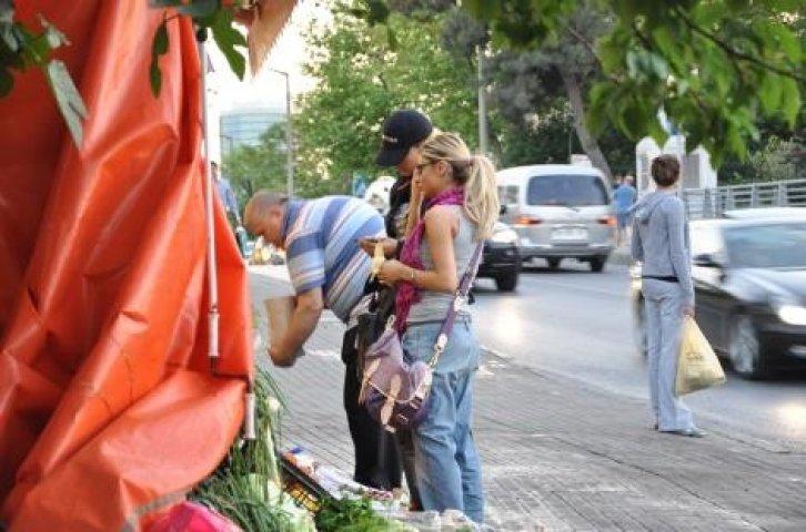 Petek’in makyajsız hali şaşırttı - Resim 4
