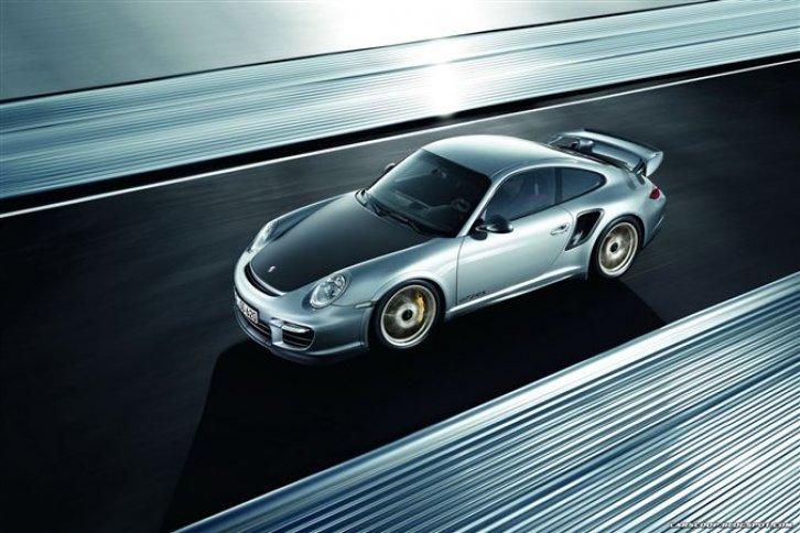 İşte Porsche 911 GT2 RS - Resim 3