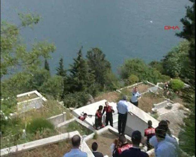 İstanbul’da çatışma: 1 polis şehit - Resim 3