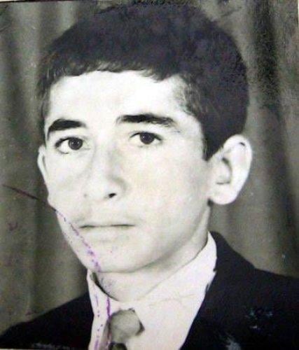 Kemal Kılıçdaroğlu'nun lise hatırası fotoğrafları