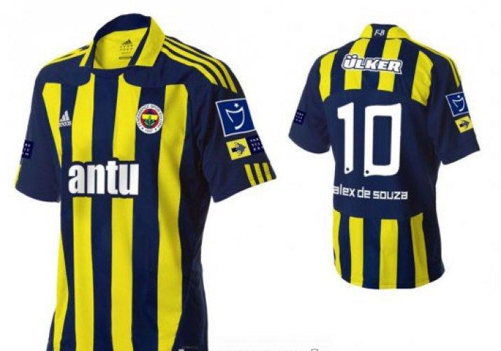 Fenerbahçe 2010-2011 formaları
