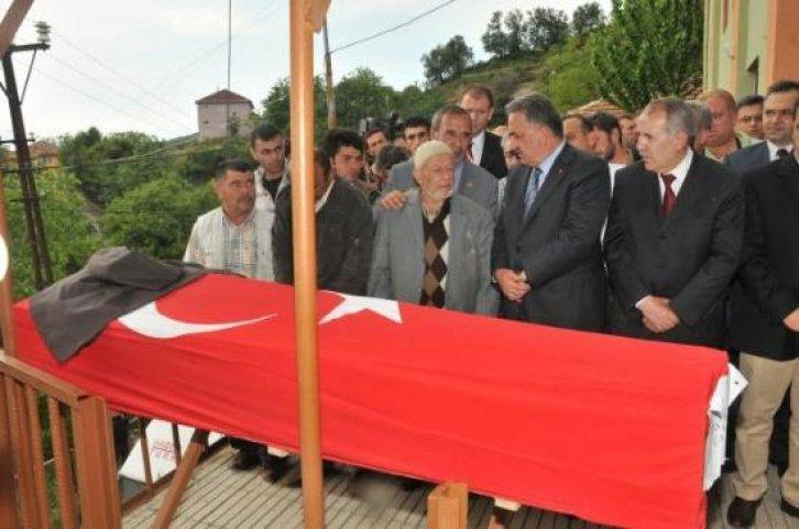 Madenciler son yolculuğuna uğurlanıyor - Resim 1