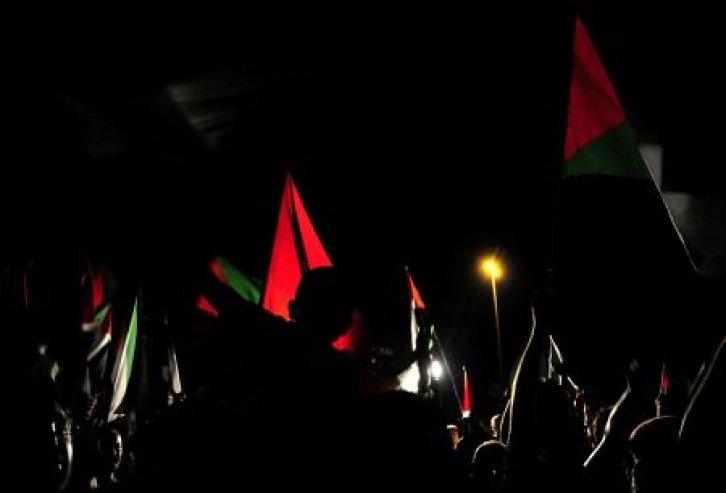 İsrail konsolosluğuna girmek istediler