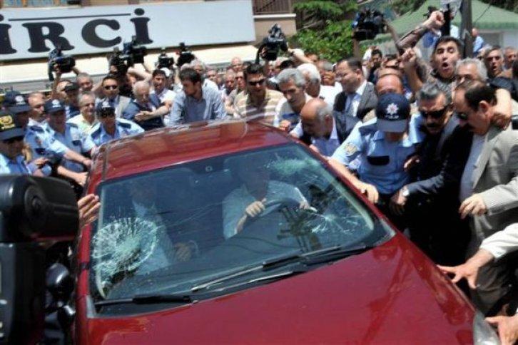 Eski bakan gözaltına alındı - Resim 1