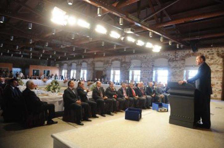 Başbakan spor adamlrıyla bir araya geldi - Resim 2