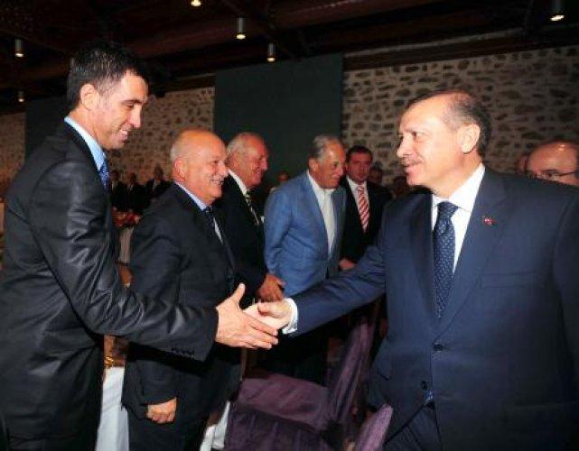 Başbakan spor adamlrıyla bir araya geldi - Resim 17