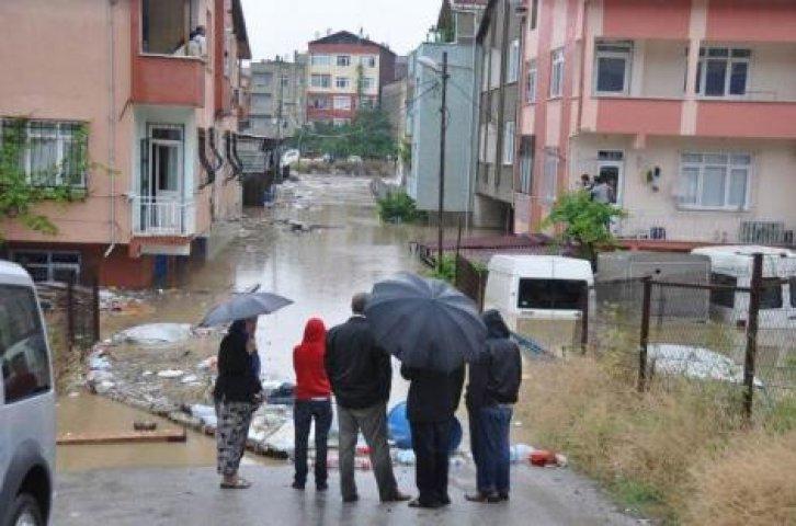 İstanbul'da sağnak yağış - Resim 36