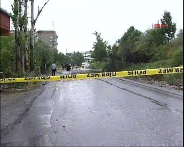 İstanbul'da polis aracına saldırı - Resim 1