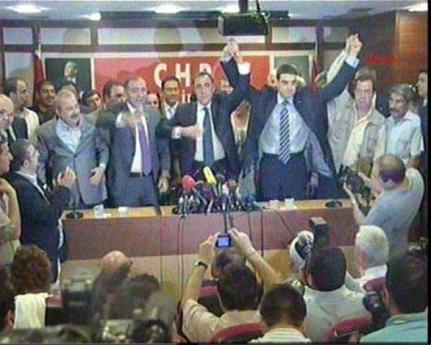 Gürsel Tekin görevini devretti - Resim 7