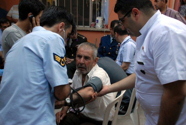 Şehitlerin baba evlerine ateş düştü