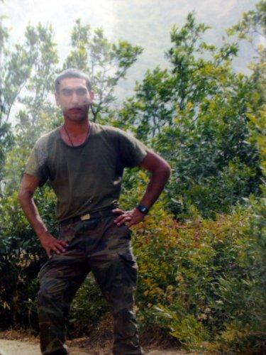 Şehitlerin baba evlerine ateş düştü