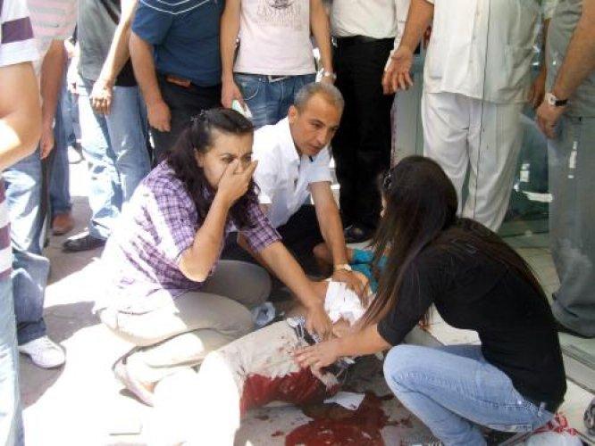 Eşiyle kaçan babasını bıçakladı - Resim 12