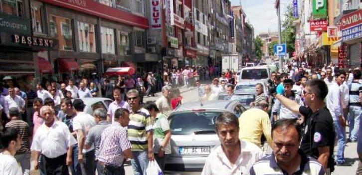 Eşiyle kaçan babasını bıçakladı - Resim 6