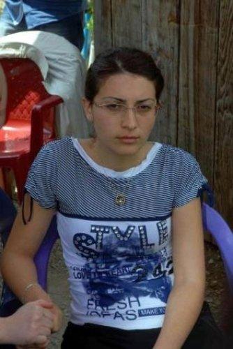 Eşimin alyansı üzerinde kanı var - Resim 6