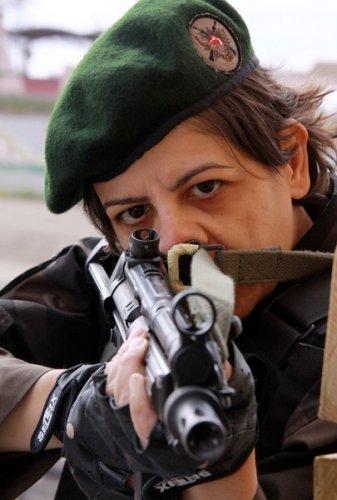 Özel Harekat'ın en güzel kadın polisleri 