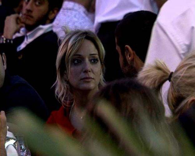 Saba Tümer çıtır sevgilisiyle - Resim 13
