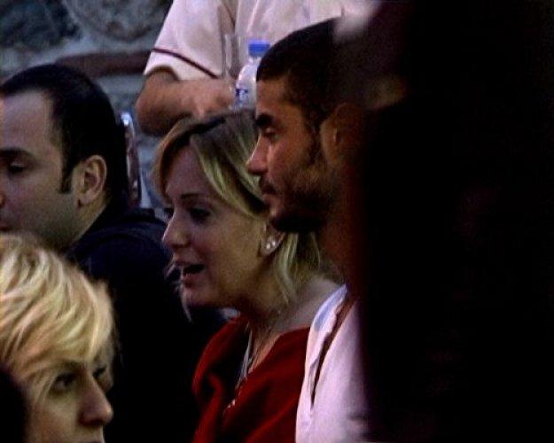 Saba Tümer çıtır sevgilisiyle - Resim 5