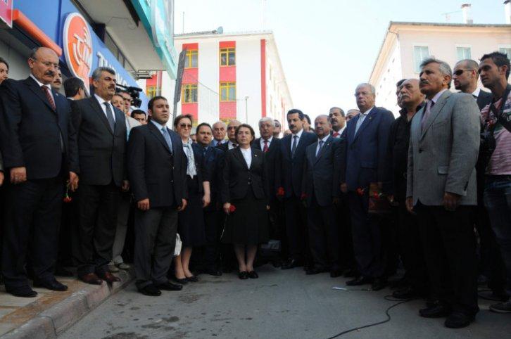 Devlet Sivas'ı andı - Resim 9