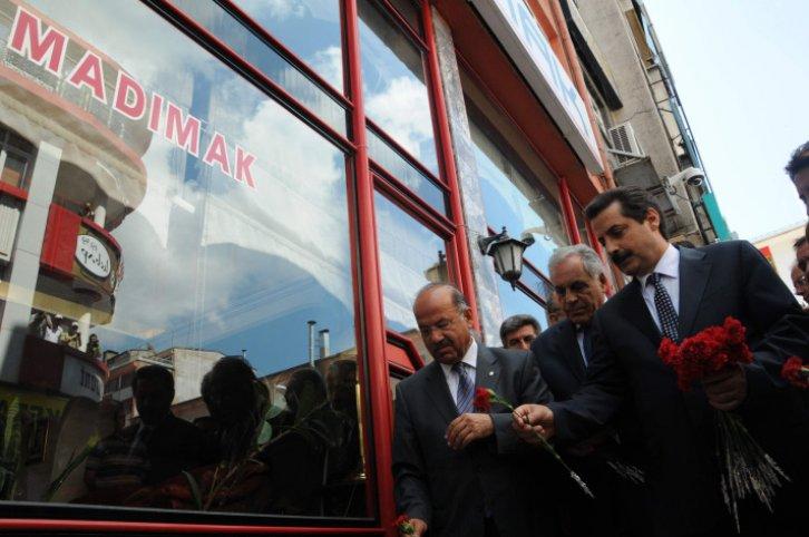 Devlet Sivas'ı andı - Resim 5