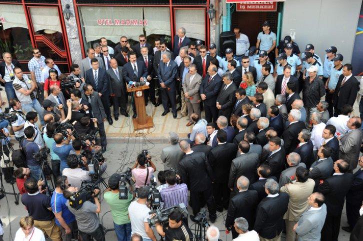 Devlet Sivas'ı andı - Resim 3