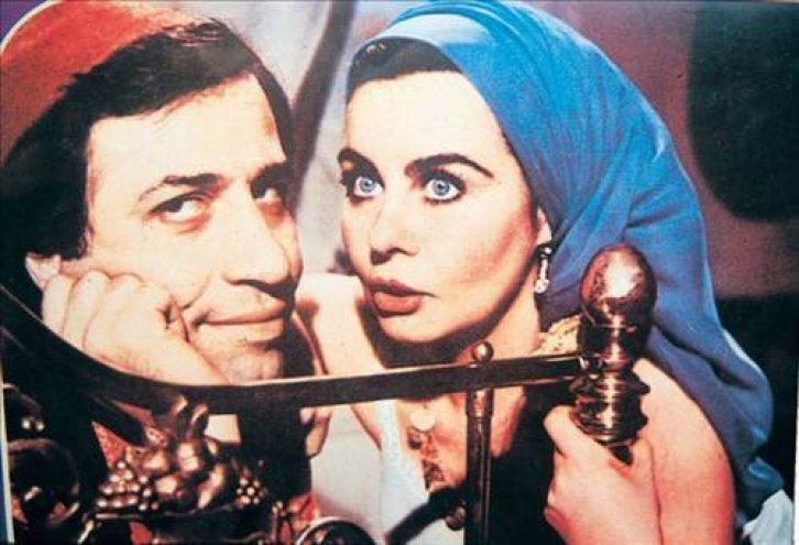 Kemal Sunal, vefatının 10. yılında mezarı başında anıldı