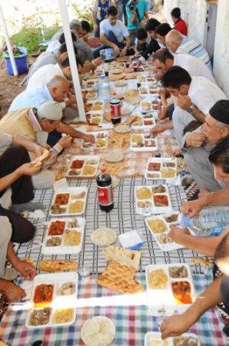 Mardin'de Michael Jakson için 5 dilde mevlit