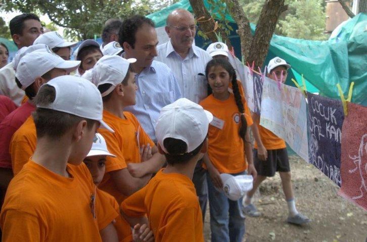 Osman Baydemir'in havuz sefası - Resim 3