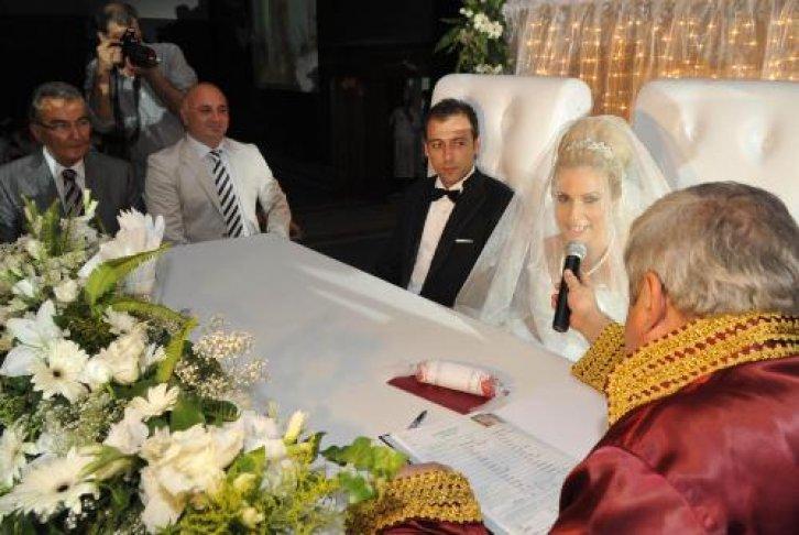 Kılıçdaroğlu ve Baykal nikah şahitliği yaptı - Resim 5