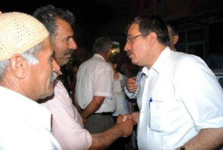 Teröristin cenazesi gösteriye dönüştü - Resim 12
