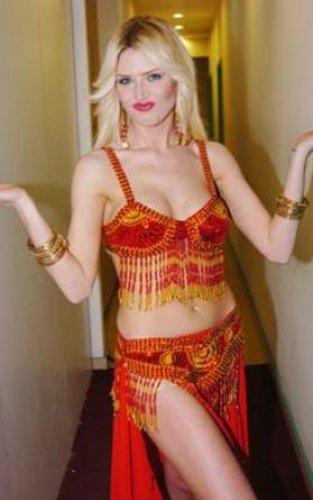 Ünlüler de kovulur