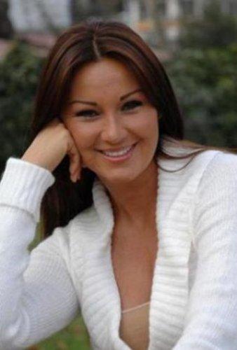 Ünlüler de kovulur