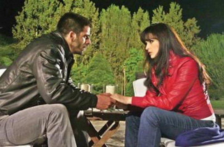 Ünlüler de kovulur