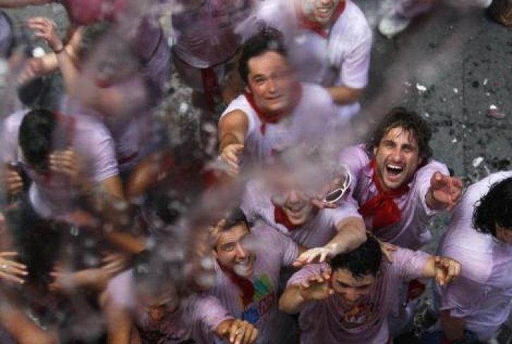 İspanya'da San Fermin Festivali Çılgın Görüntüler - Resim 172