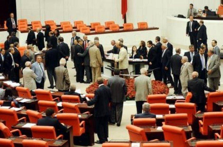 Meclis'te Sırrı Sakık Tayfun İçli tartışması