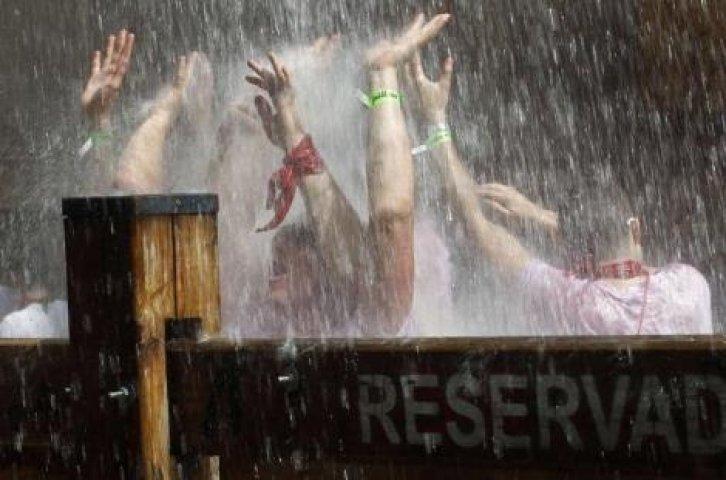 İspanya'da San Fermin Festivali Çılgın Görüntüler - Resim 138