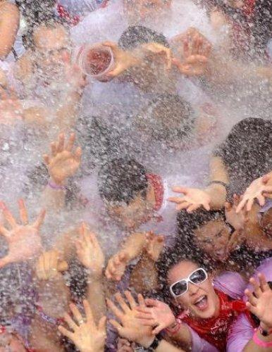 İspanya'da San Fermin Festivali Çılgın Görüntüler - Resim 5