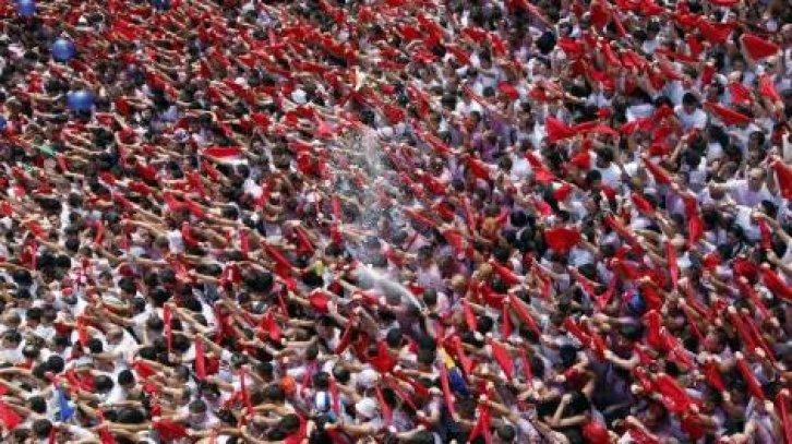 İspanya'da San Fermin Festivali Çılgın Görüntüler - Resim 154