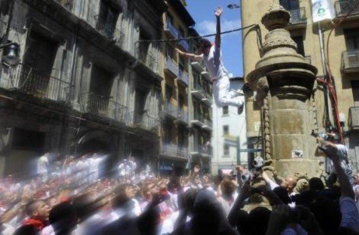 İspanya'da San Fermin Festivali Çılgın Görüntüler - Resim 147